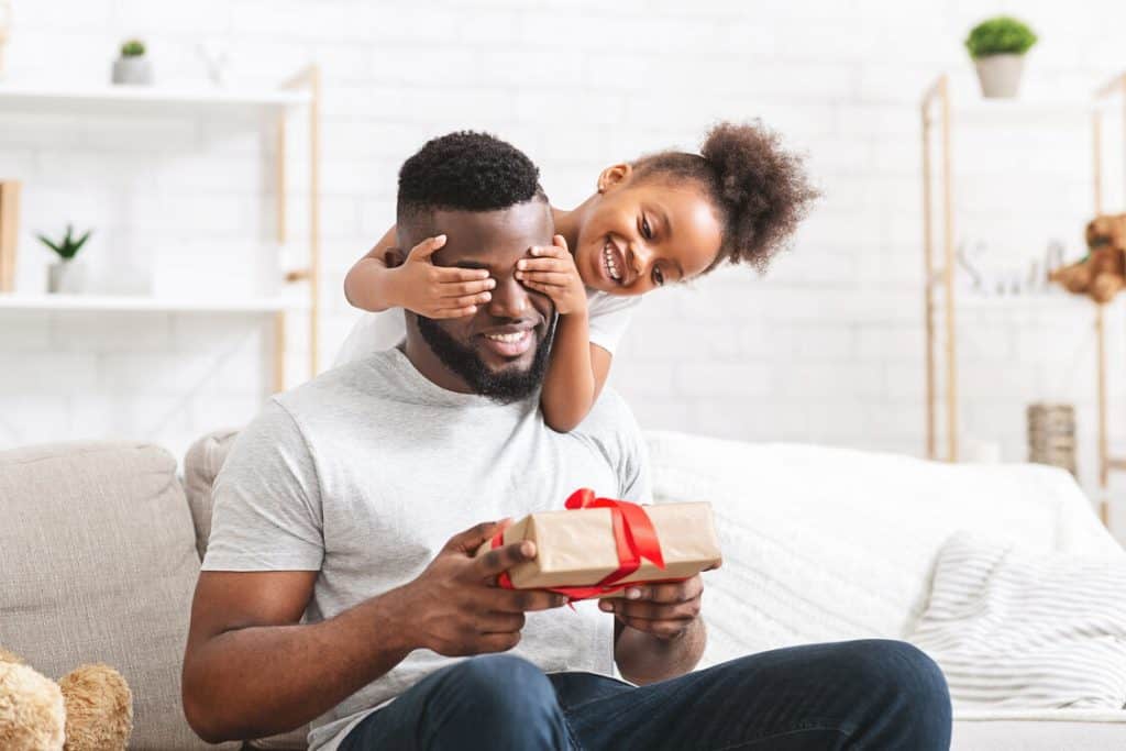 Father’s Day Gift Guide 2025: Unique Canadian Products for Every Type of Dad