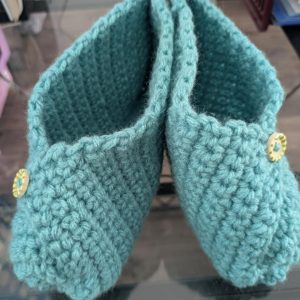 Crochet slipper in teal