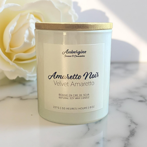 Amaretto Soy Candle/Bougie Amaretto Noir, 227 g.