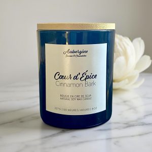 Cinnamon Bark Soy Candle / Bougie Coeur d'Épices, 227 g.