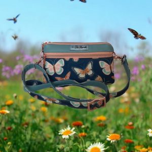 The Tripple Zipper Crossbody