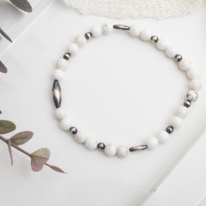 Southwestern Style Magnesite Bracelet with Navajo Torpedo Accent Beads