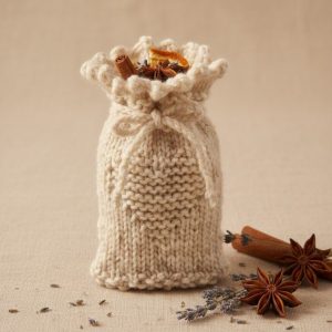 Refillable Hand-Knitted Heart Sachet Gift Pouch Cream Marled