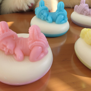Custom Baby Shower Soap Favors / Savons Personnalisés pour une Fête de Naissance