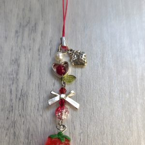 Handcrafted Strawberry Garden Phone Charm – Whimsical Beaded Accessory